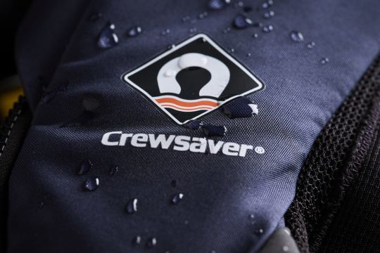 Crewsaver distribué en France par Navicom