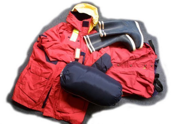 L'�quipement du marin pour la navigation sur le pont